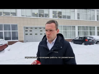 Председатель департамента дорожного хозяйства и благоустройства Павел Звонарев рассказал, как в условиях непогоды городские служ…
